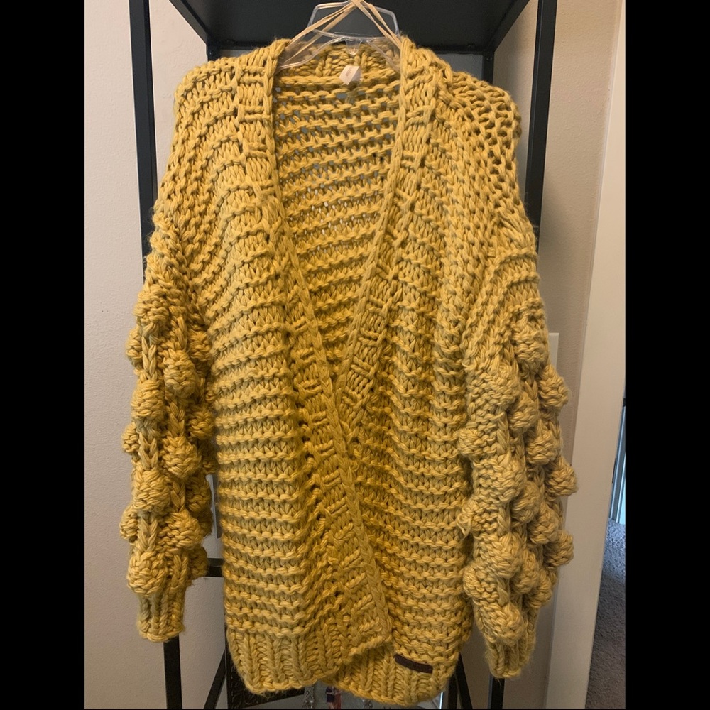 Mustard Caridgan